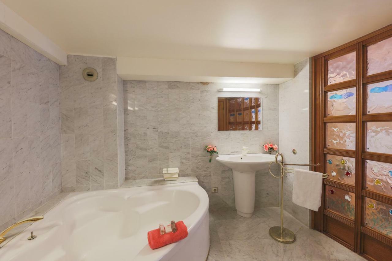 Quai Des Marinieres Ap2015 By Riviera Holiday Homes Вильфранш-сюр-Мер Экстерьер фото